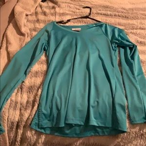 Columbia shirt with hood